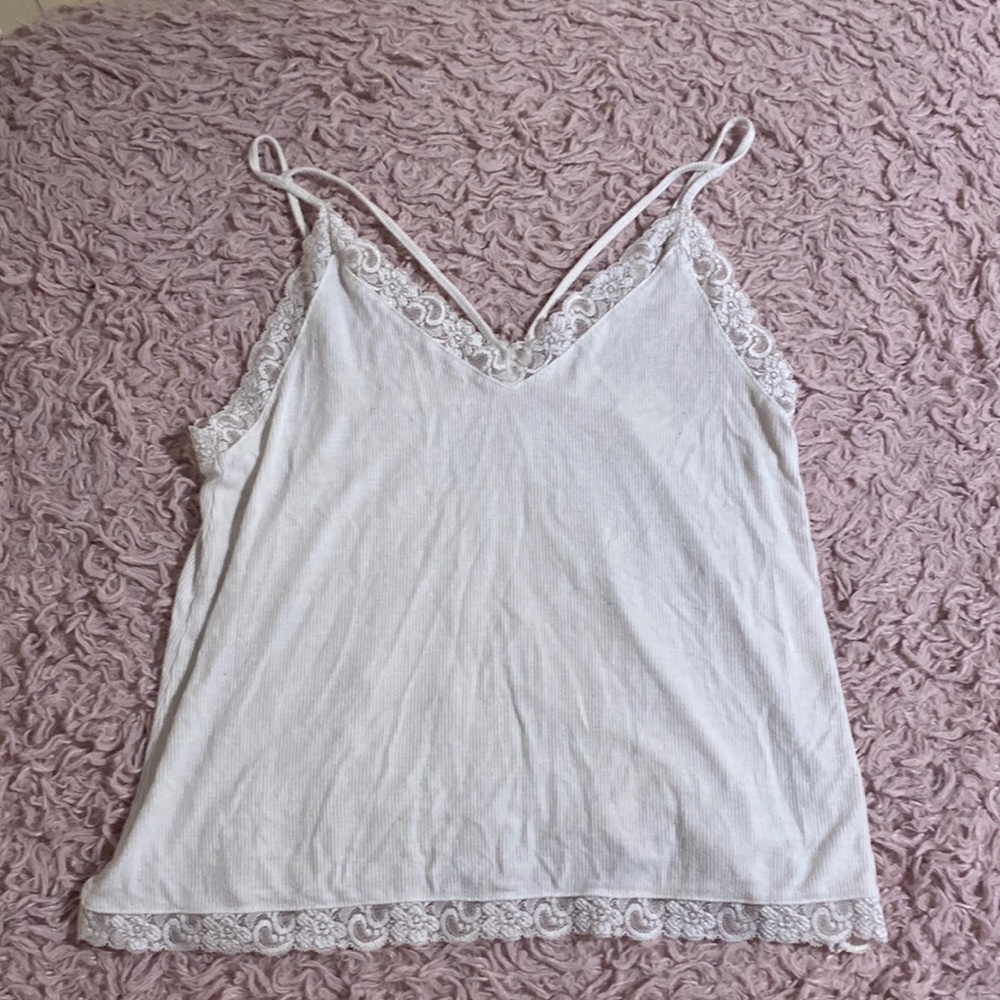 Soft & Sexy white cami crop with spaghetti strap’s size Small